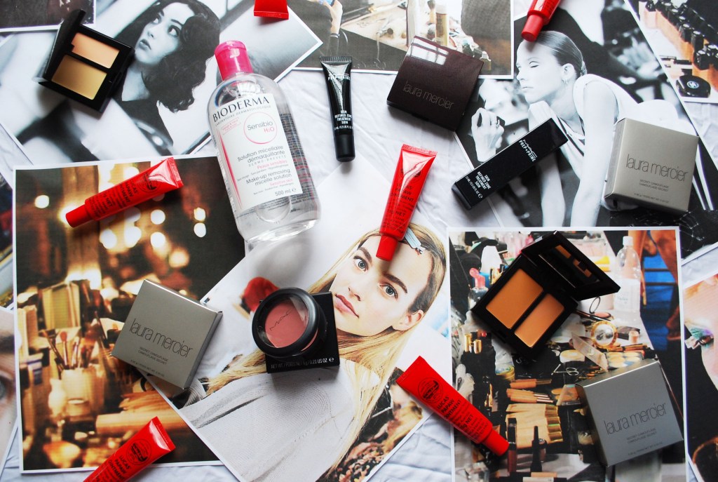 BACKSTAGE BEAUTY ESSENTIALS&nbsp;REVEALED